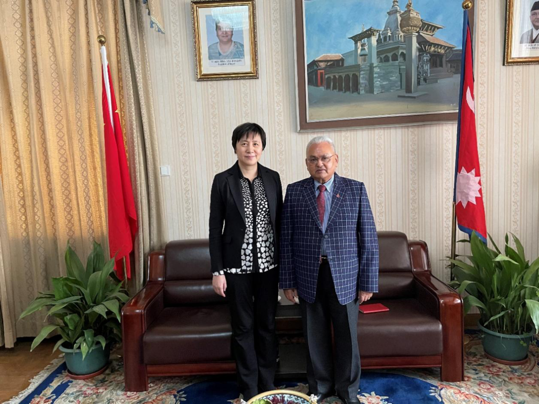 丰满的继牳2理伦片