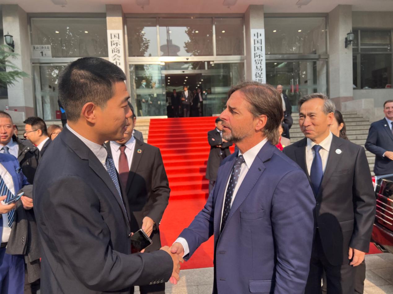 丰满的继牳2理伦片